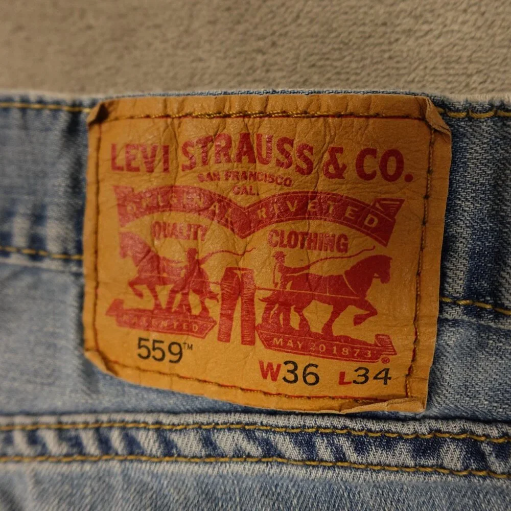 Levi’s 559 Jeans Men’s 36x34 Light Wash Relaxed Straight Denim‎ Casual